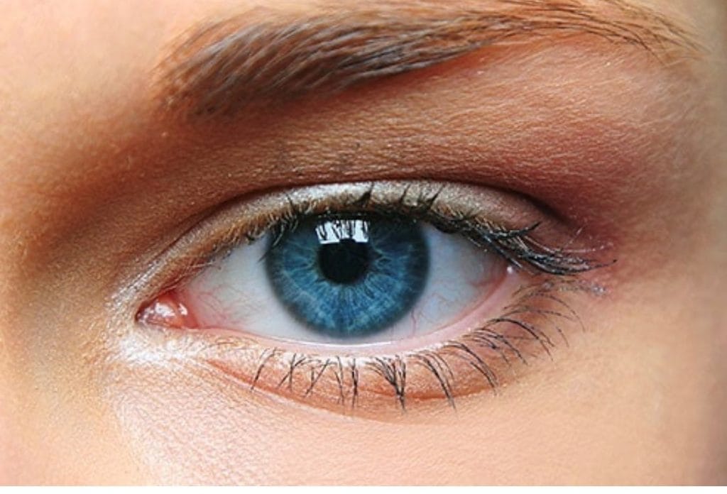 ojo azul opticagracia.com